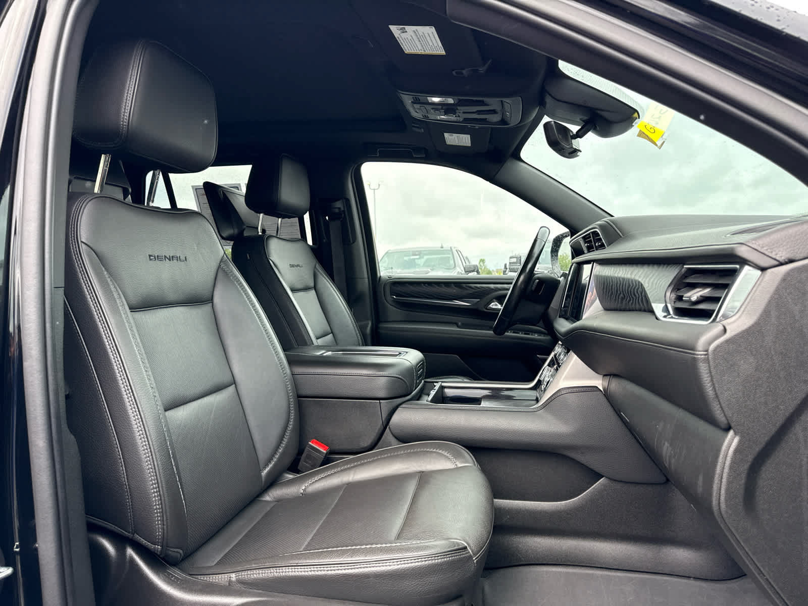 Certified 2023 GMC Yukon Denali w/ Advanced Technology Package AWD/4WD image 26