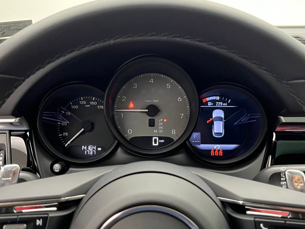 Used 2024 Porsche Macan S image 11