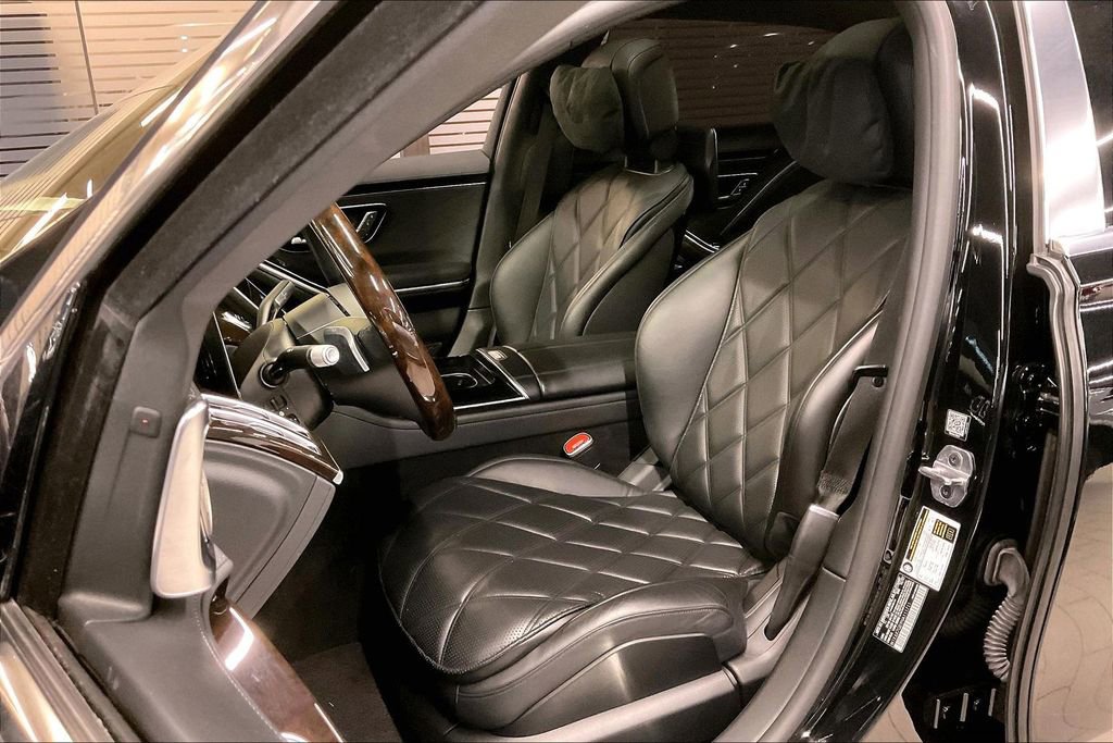 Certified 2022 Mercedes-Benz Maybach S 580 4MATIC image 16