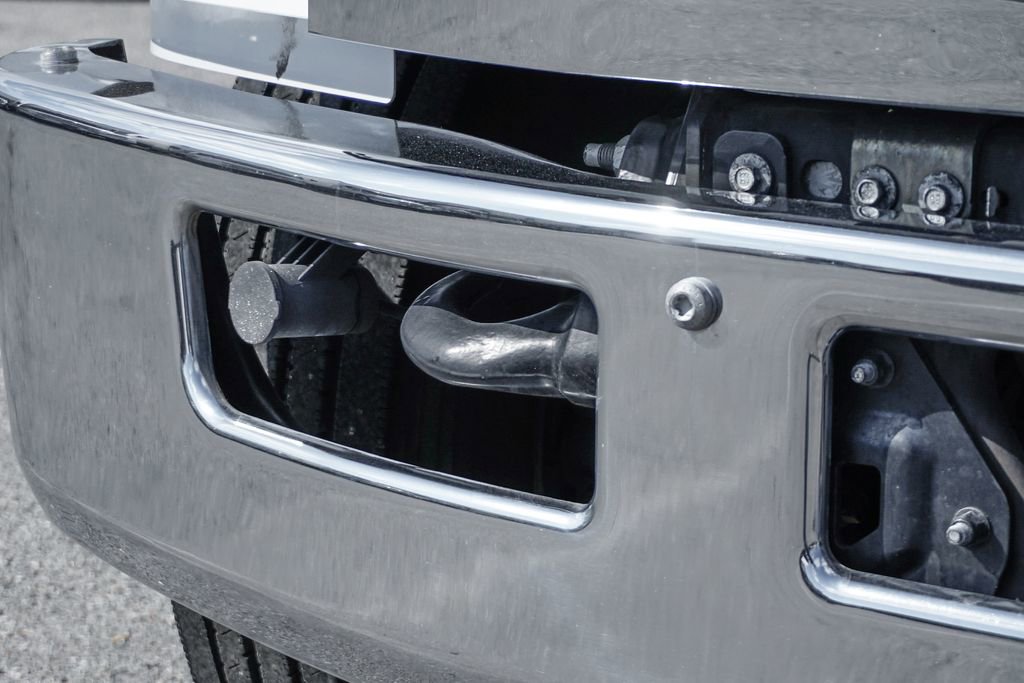 Used 2016 Ford F650 2WD Regular Cab Super Duty image 37