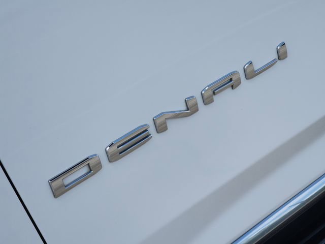 Used 2022 GMC Yukon Denali image 10