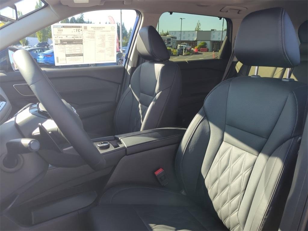 New 2026 Nissan Rogue Platinum image 17