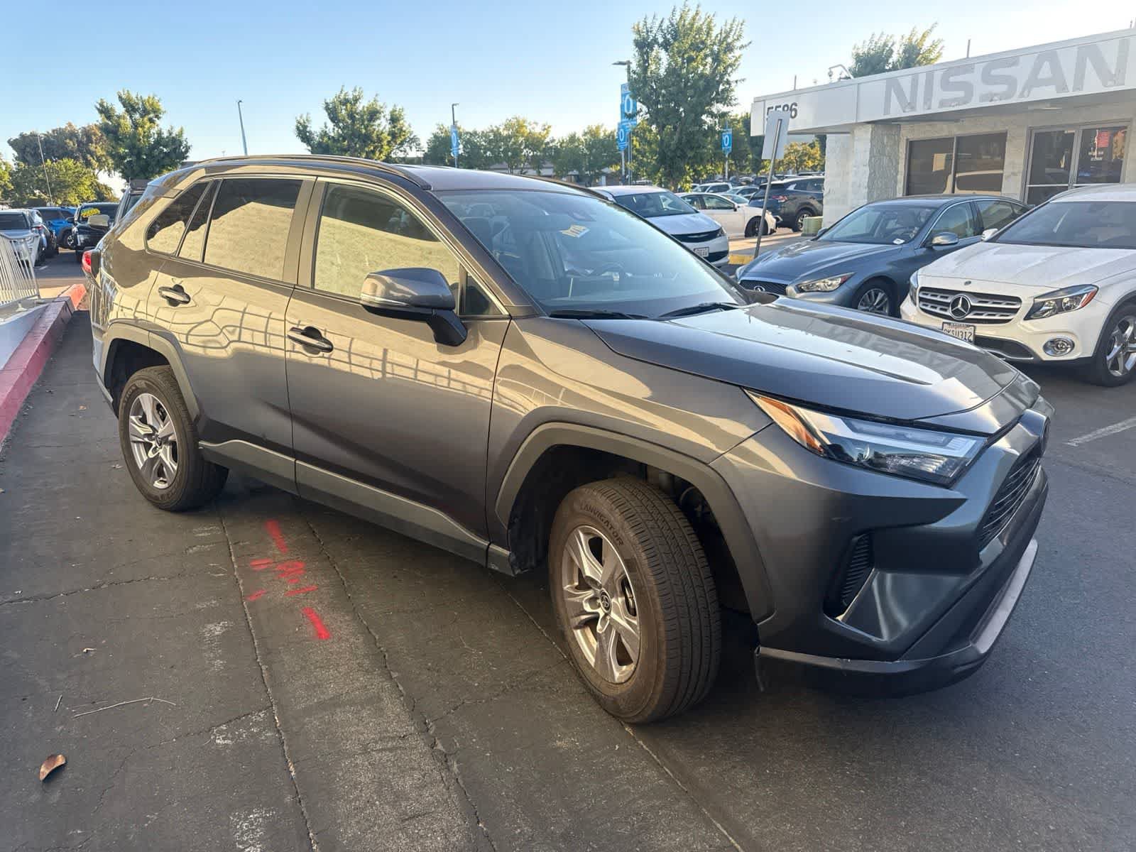 Used 2025 Toyota RAV4 XLE FWD image 3