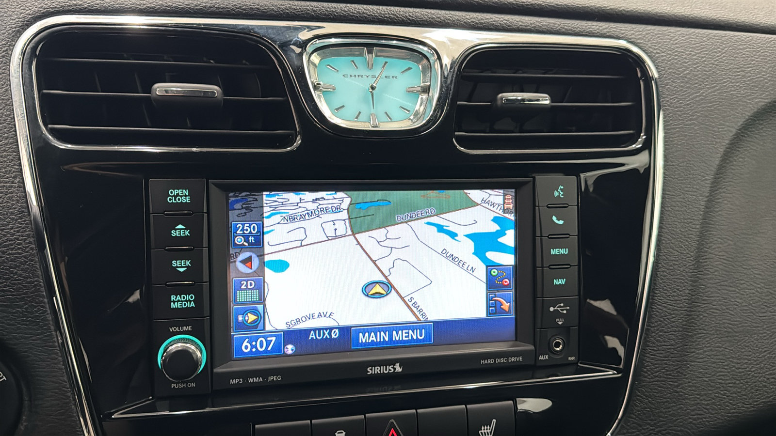 Used 2013 Chrysler 200 Limited FWD image 16