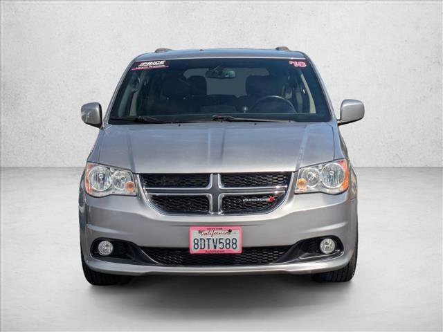 Used 2018 Dodge Grand Caravan SXT image 2