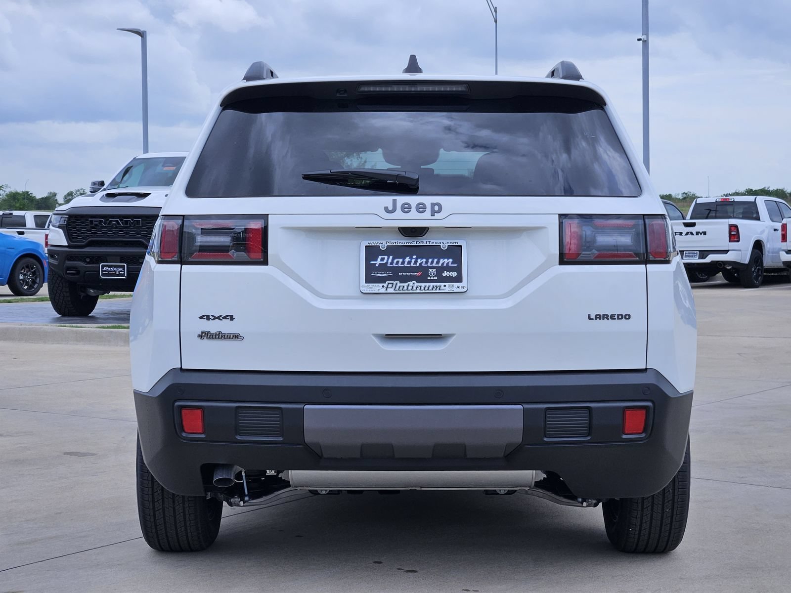 New 2026 Jeep Cherokee Laredo AWD/4WD image 8