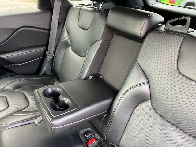 Used 2023 Jeep Cherokee Altitude Lux image 25