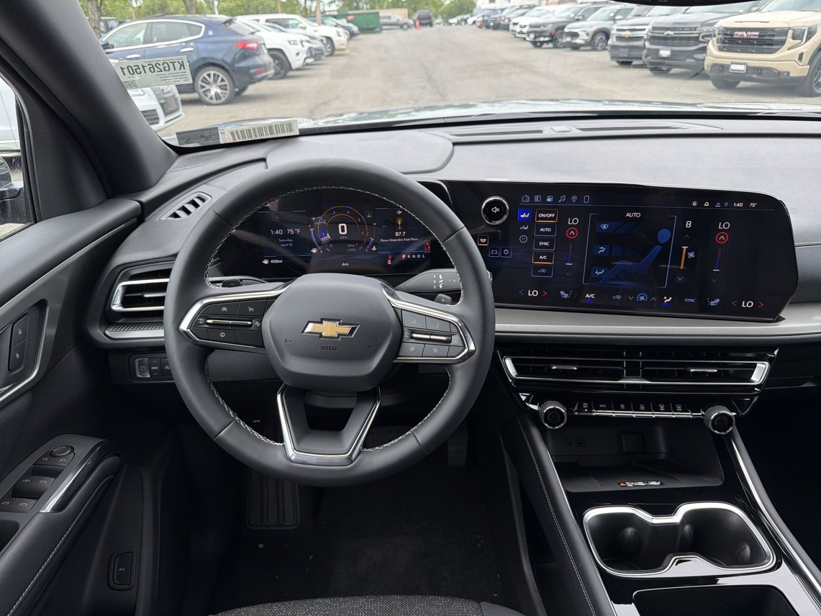 New 2026 Chevrolet Traverse LT FWD image 16
