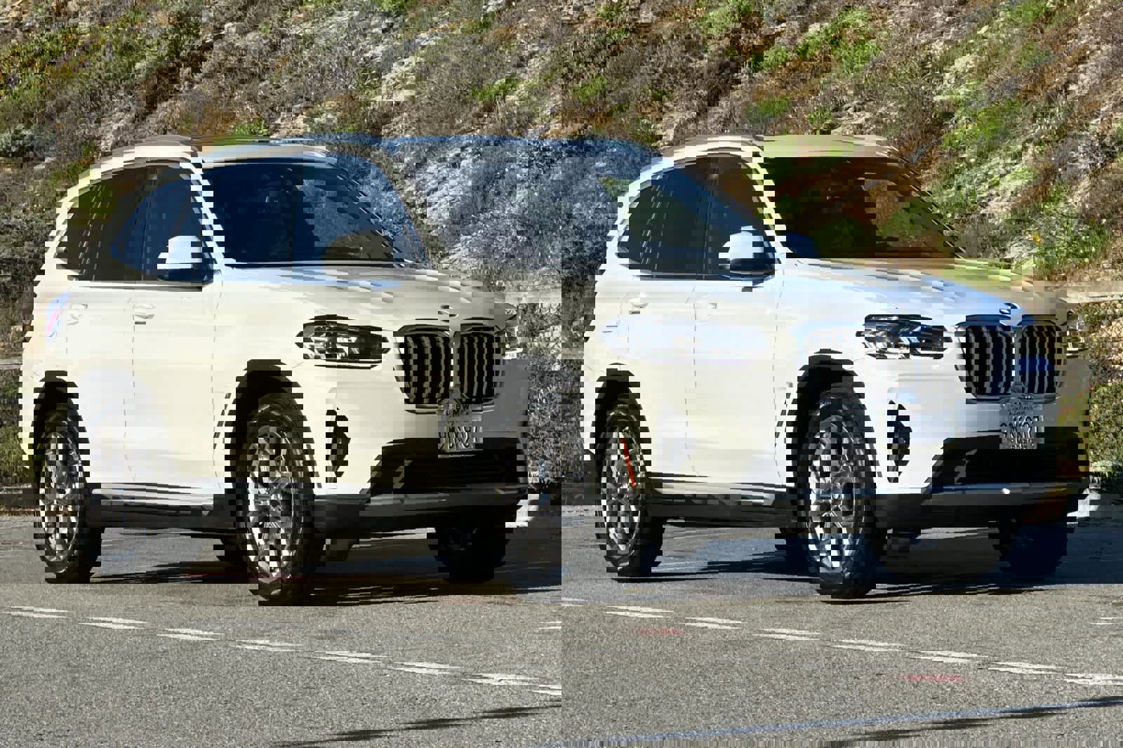 Used 2024 BMW X3 xDrive30i w/ Premium Package w/ZPA image 5