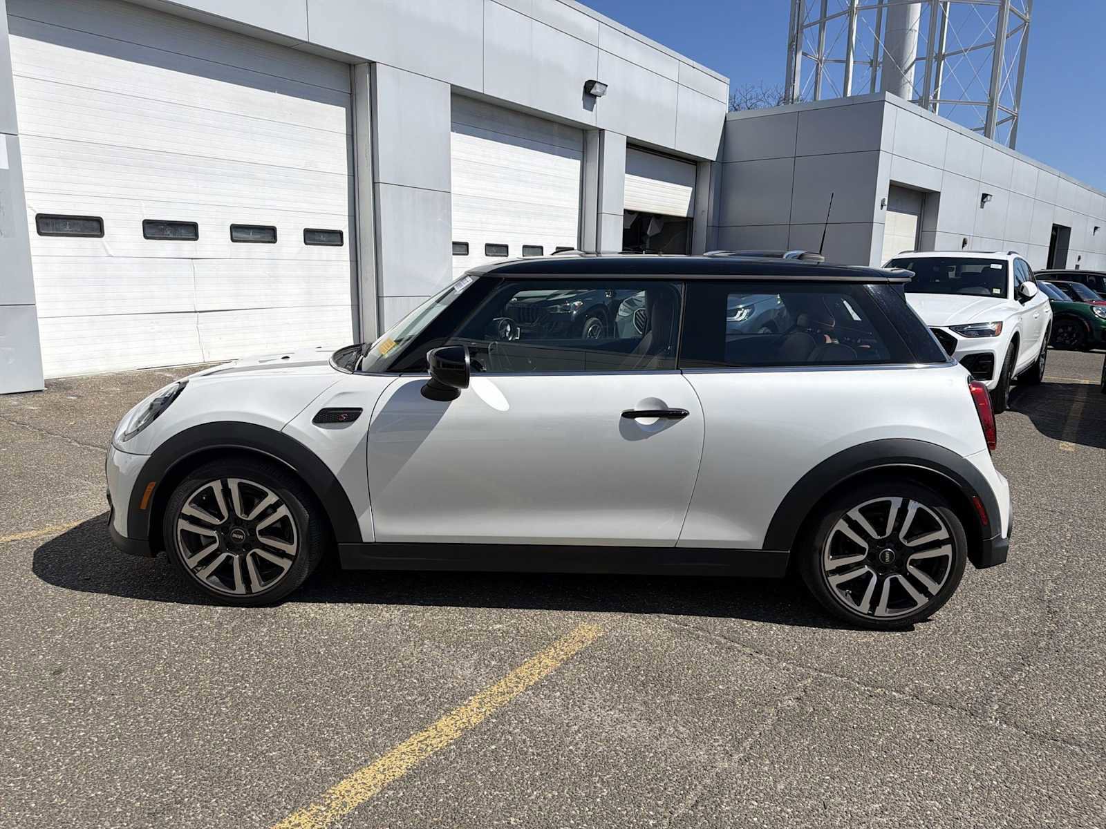 Used 2024 MINI Cooper S w/ Signature Upholstery Package image 4