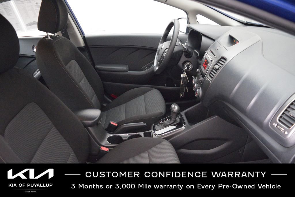 Used 2017 Kia Forte LX image 16