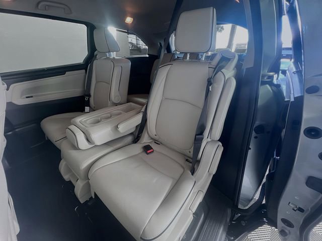 Used 2025 Honda Odyssey Touring image 27