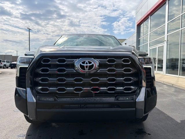 Used 2024 Toyota Tundra Platinum AWD/4WD image 2