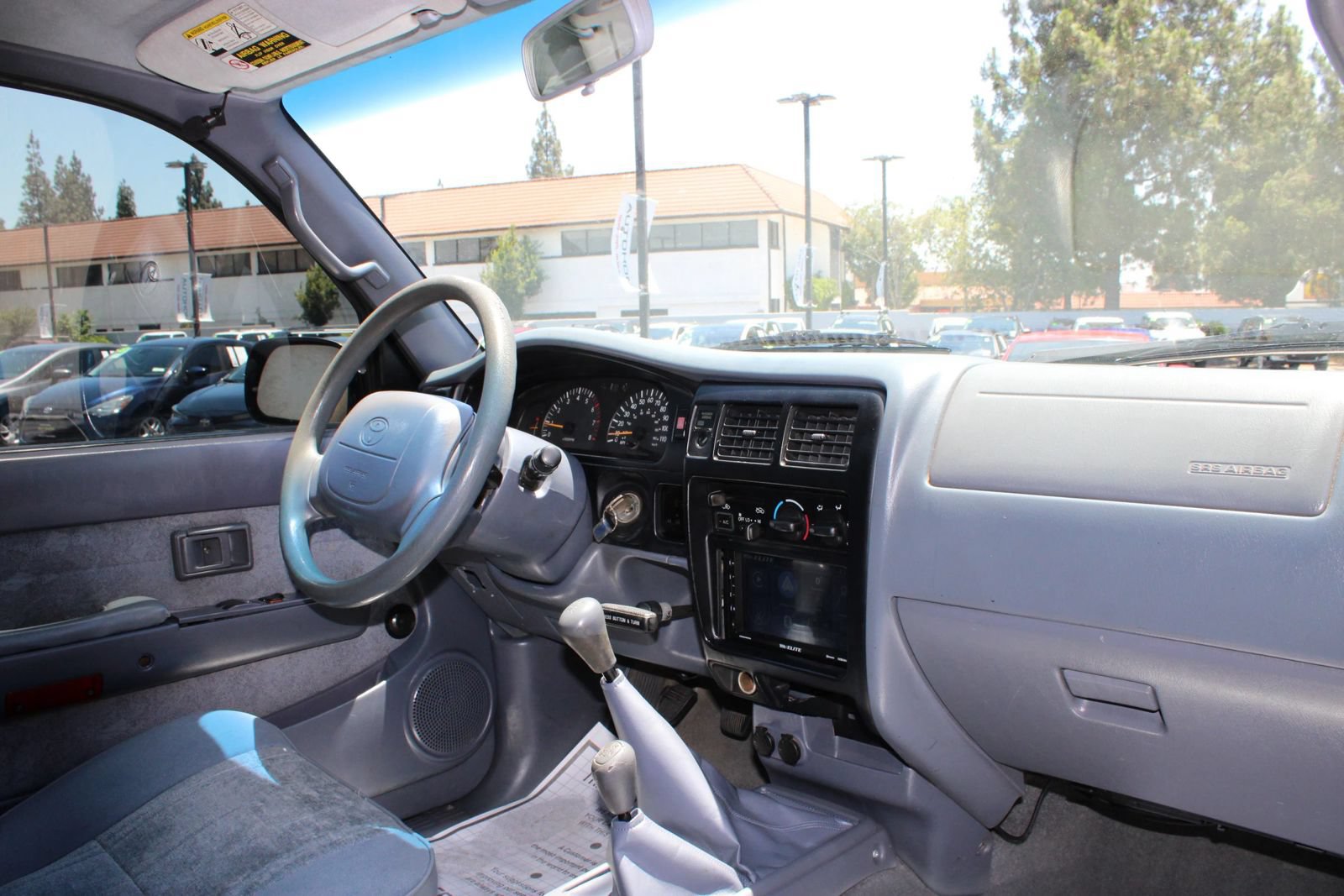 Used 2000 Toyota Tacoma 4x4 Xtracab V6 image 15