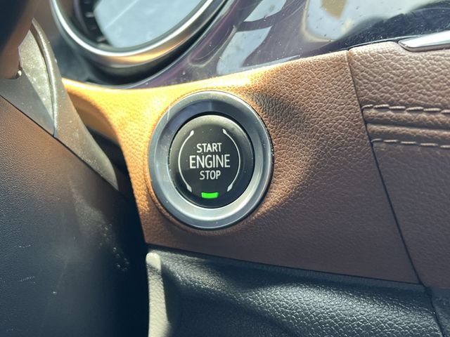 Used 2020 Buick Encore GX Essence w/ Experience Buick Package AWD/4WD image 27