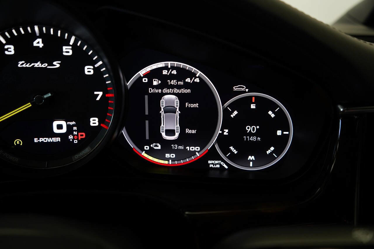 Used 2023 Porsche Panamera Turbo S image 93