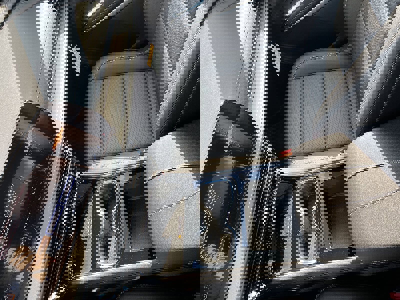 New 2026 Chevrolet Traverse LT w/ Sun and Wheel Package image 36