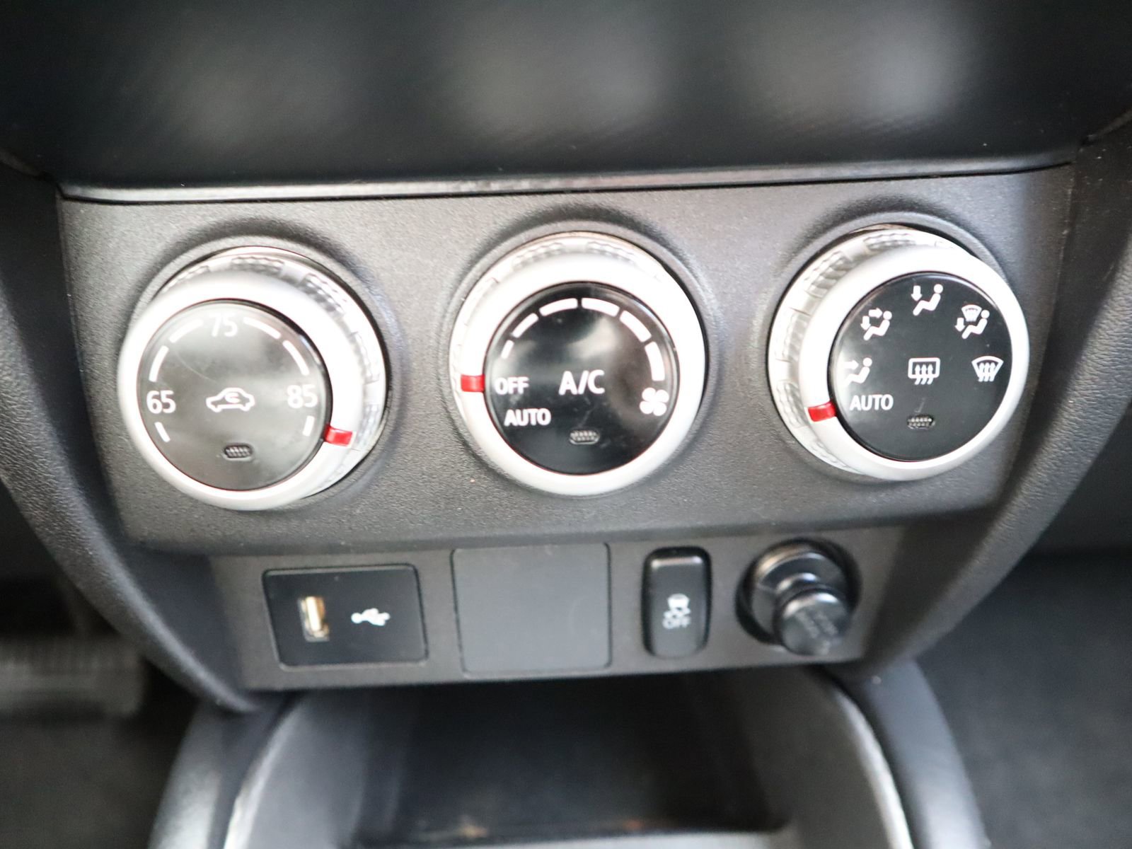 Used 2022 Mitsubishi Outlander Sport LE image 40