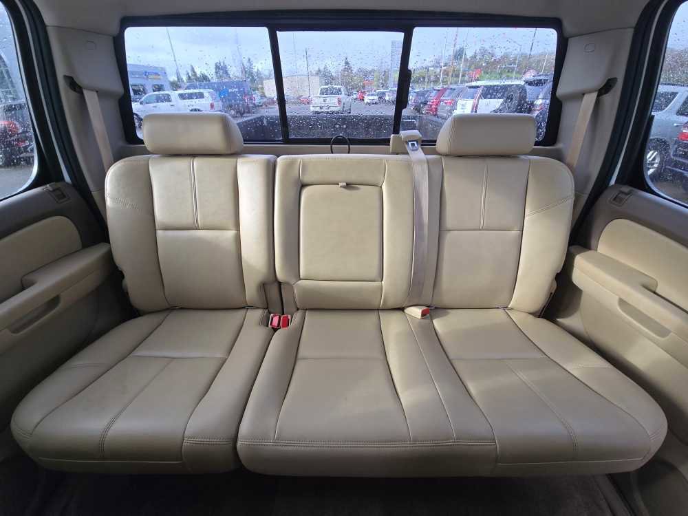 Used 2011 Chevrolet Silverado 3500 LTZ image 17