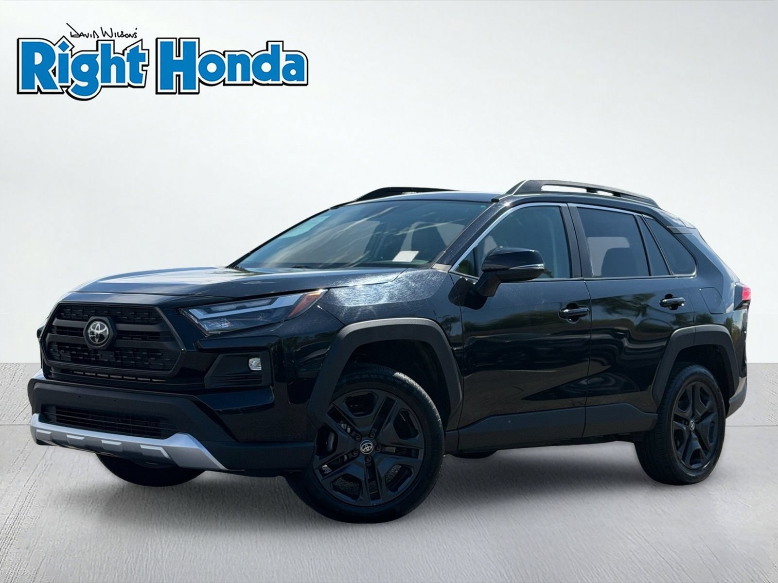 Used 2024 Toyota RAV4 Adventure AWD/4WD image 2