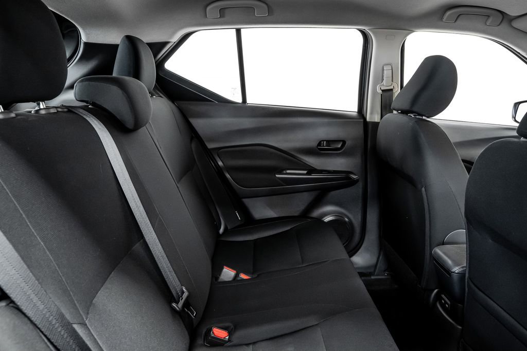 Used 2024 Nissan Kicks S image 33