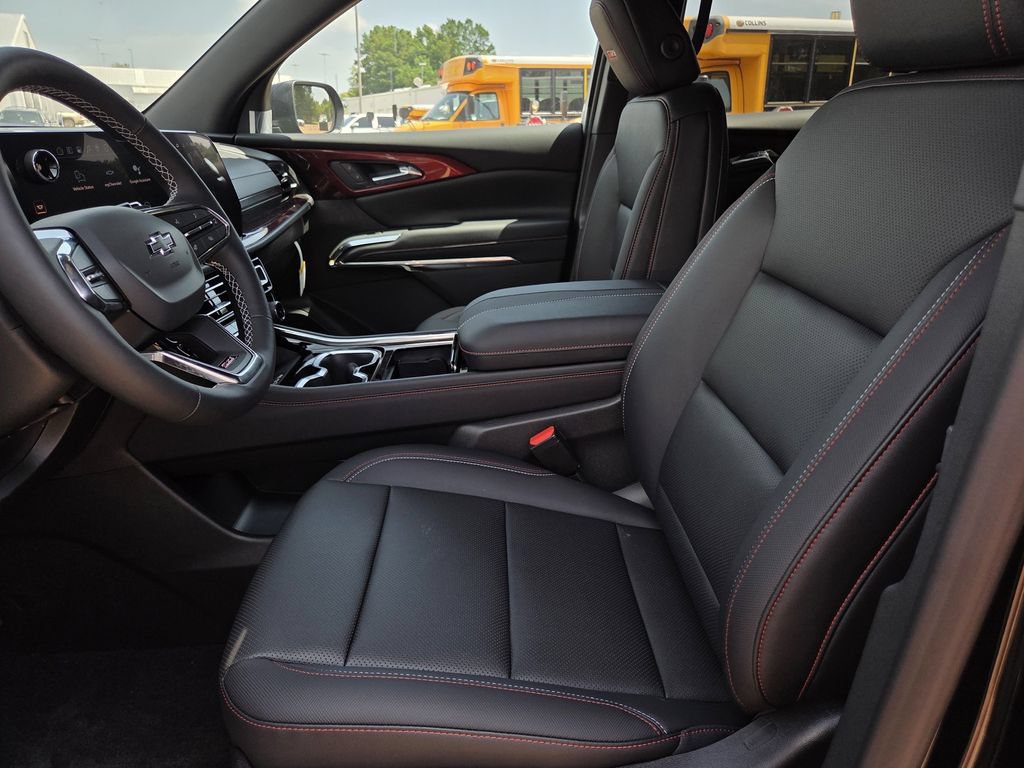 New 2026 Chevrolet Traverse Z71 w/ Driver Confidence Package AWD/4WD image 18