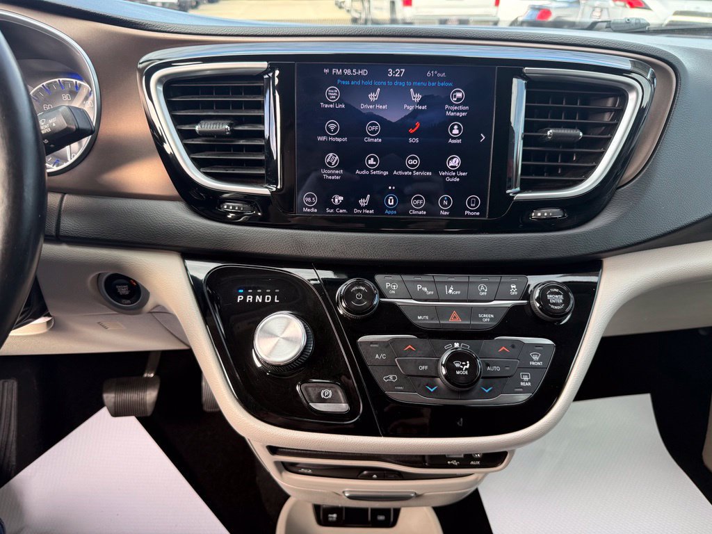 Used 2019 Chrysler Pacifica Touring-L Plus w/ Advanced Safetytec Group FWD image 9