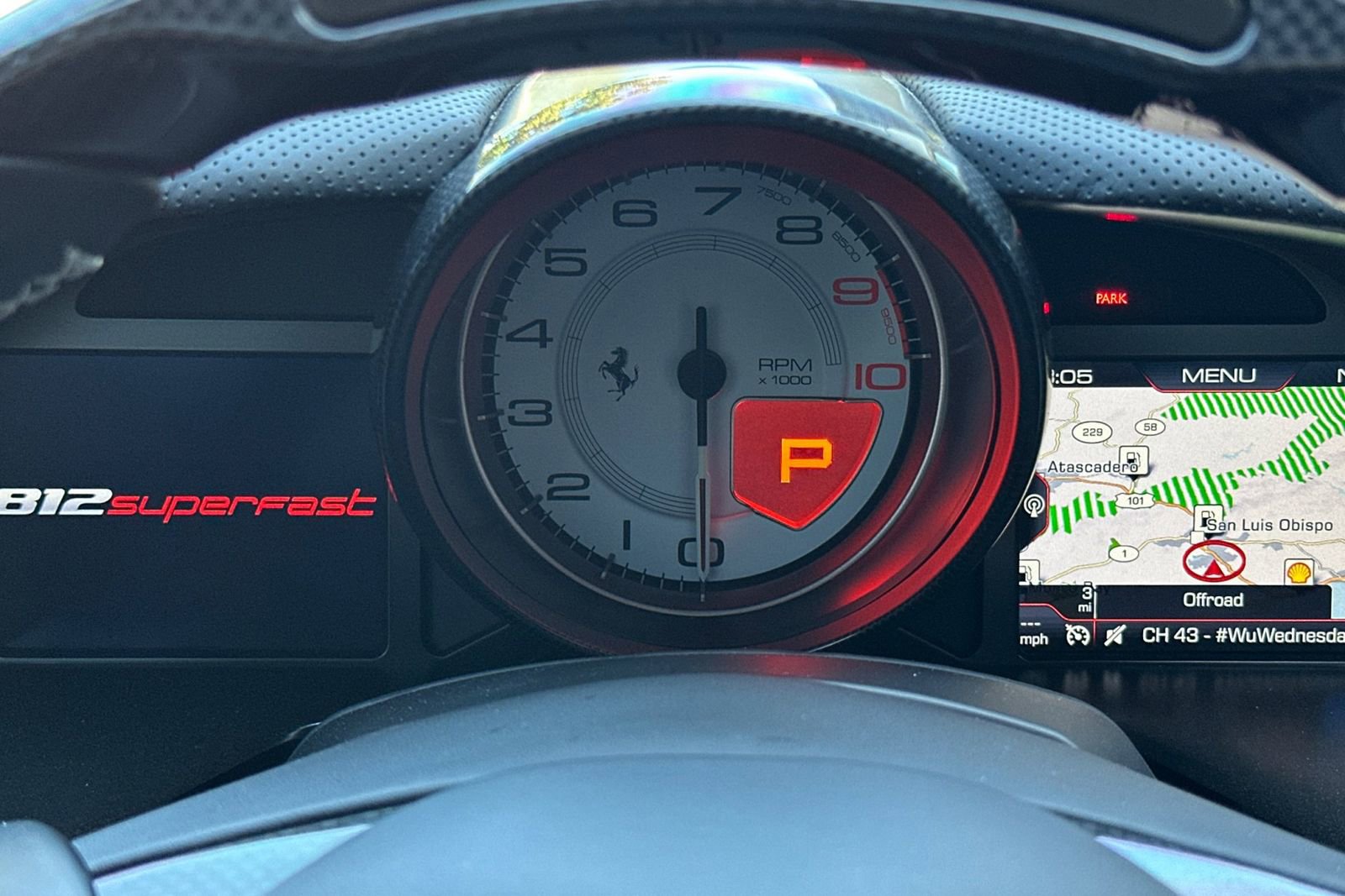 Used 2018 Ferrari 812 Superfast RWD image 31