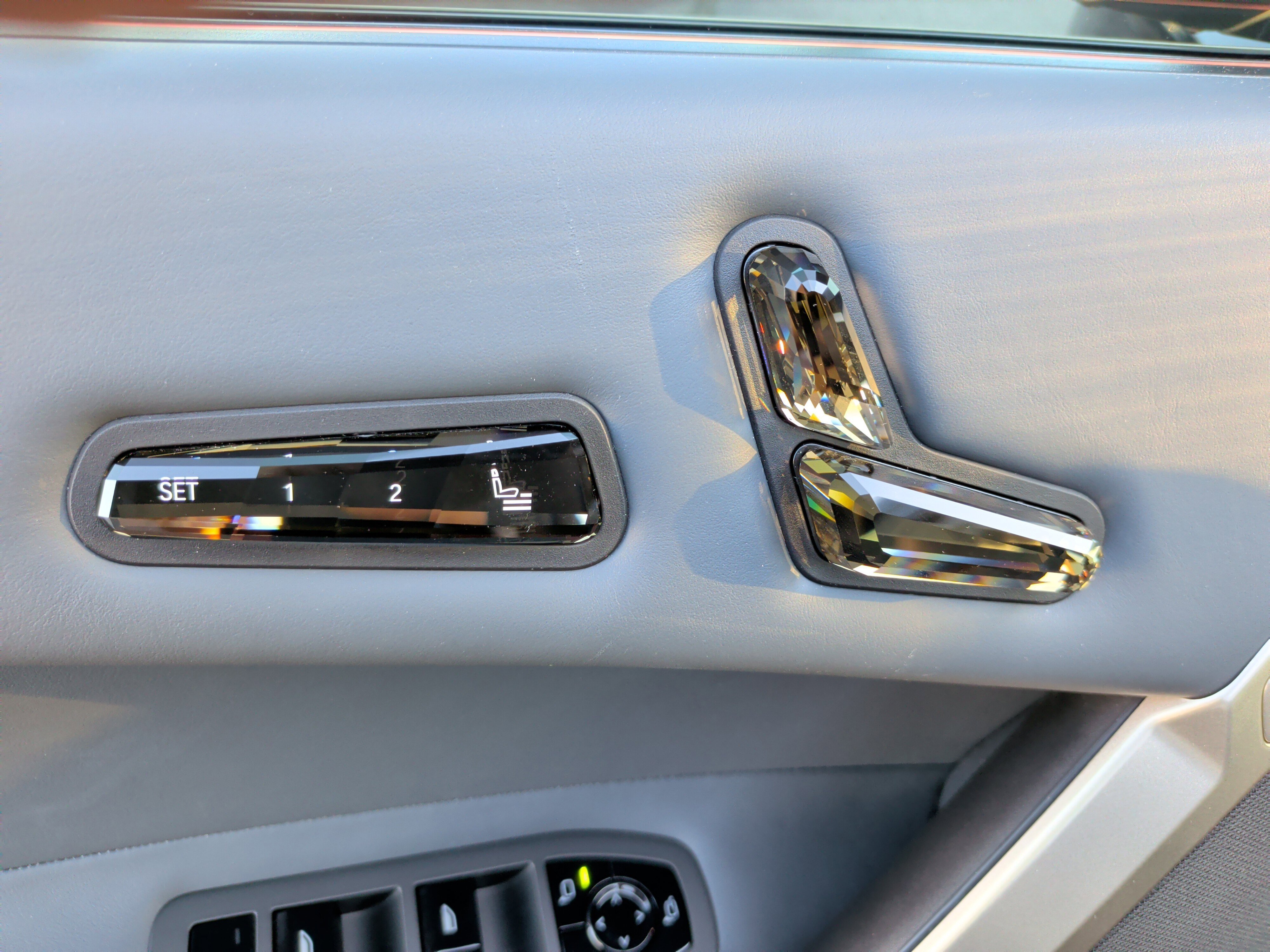 Certified 2023 BMW iX M60 w/ Executive Package image 28