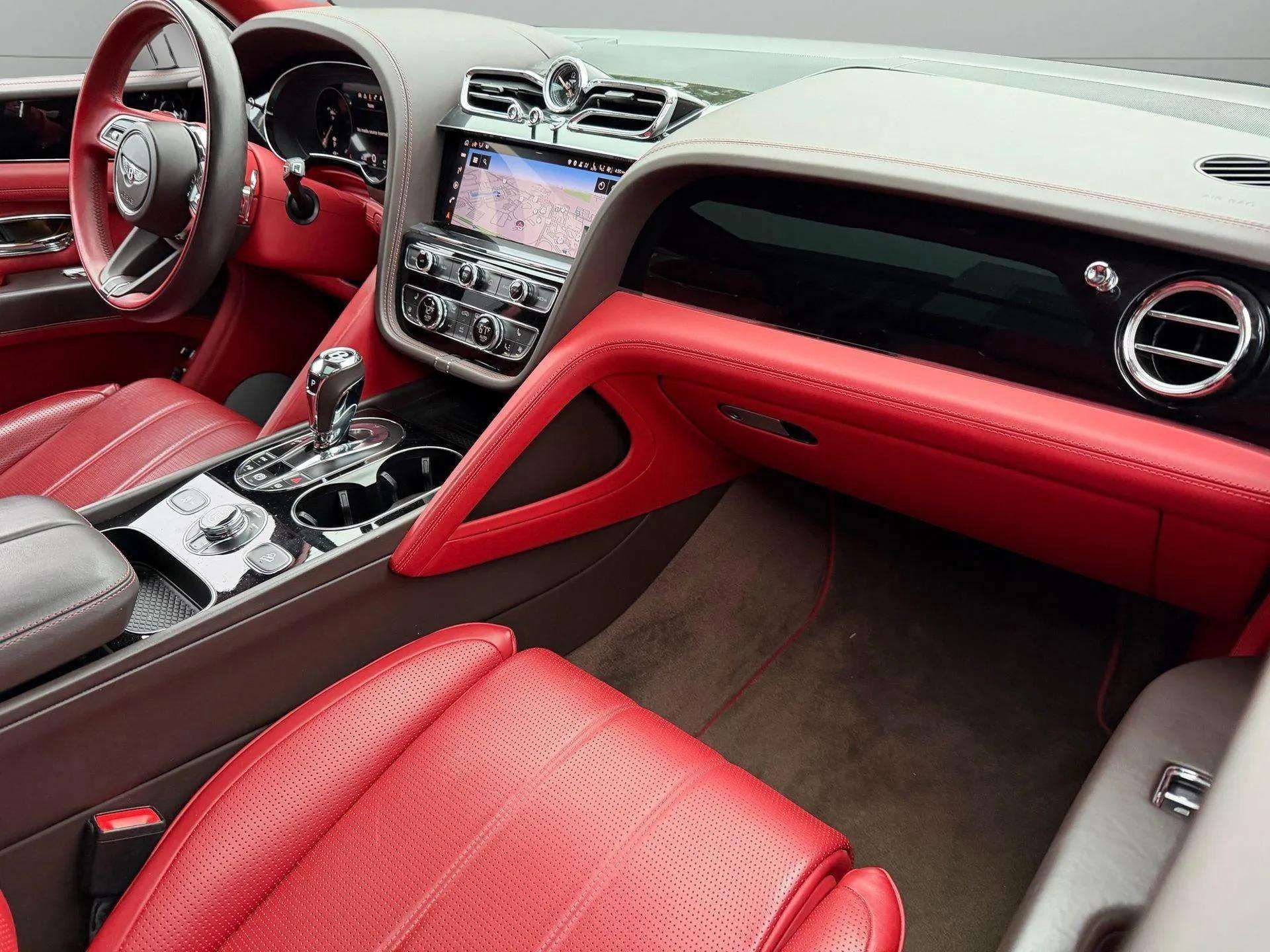 Certified 2022 Bentley Bentayga video 2