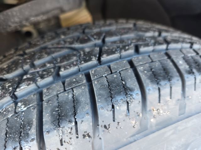 Used 2025 Chevrolet Equinox LT w/ Convenience Package II image 27