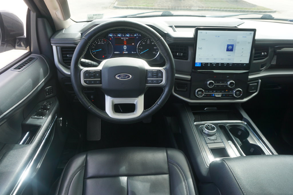 Used 2022 Ford Expedition Max XLT RWD image 6