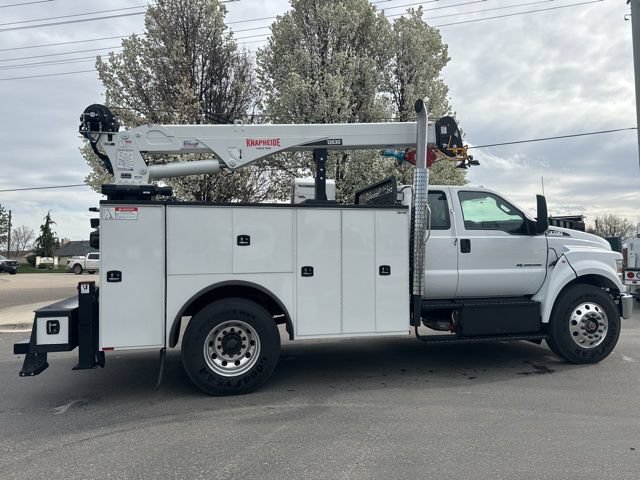 New 2026 Ford F750 2WD SuperCab Super Duty image 9