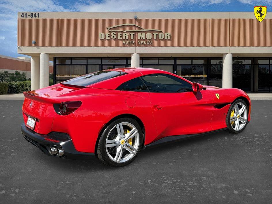 Used 2019 Ferrari Portofino image 8