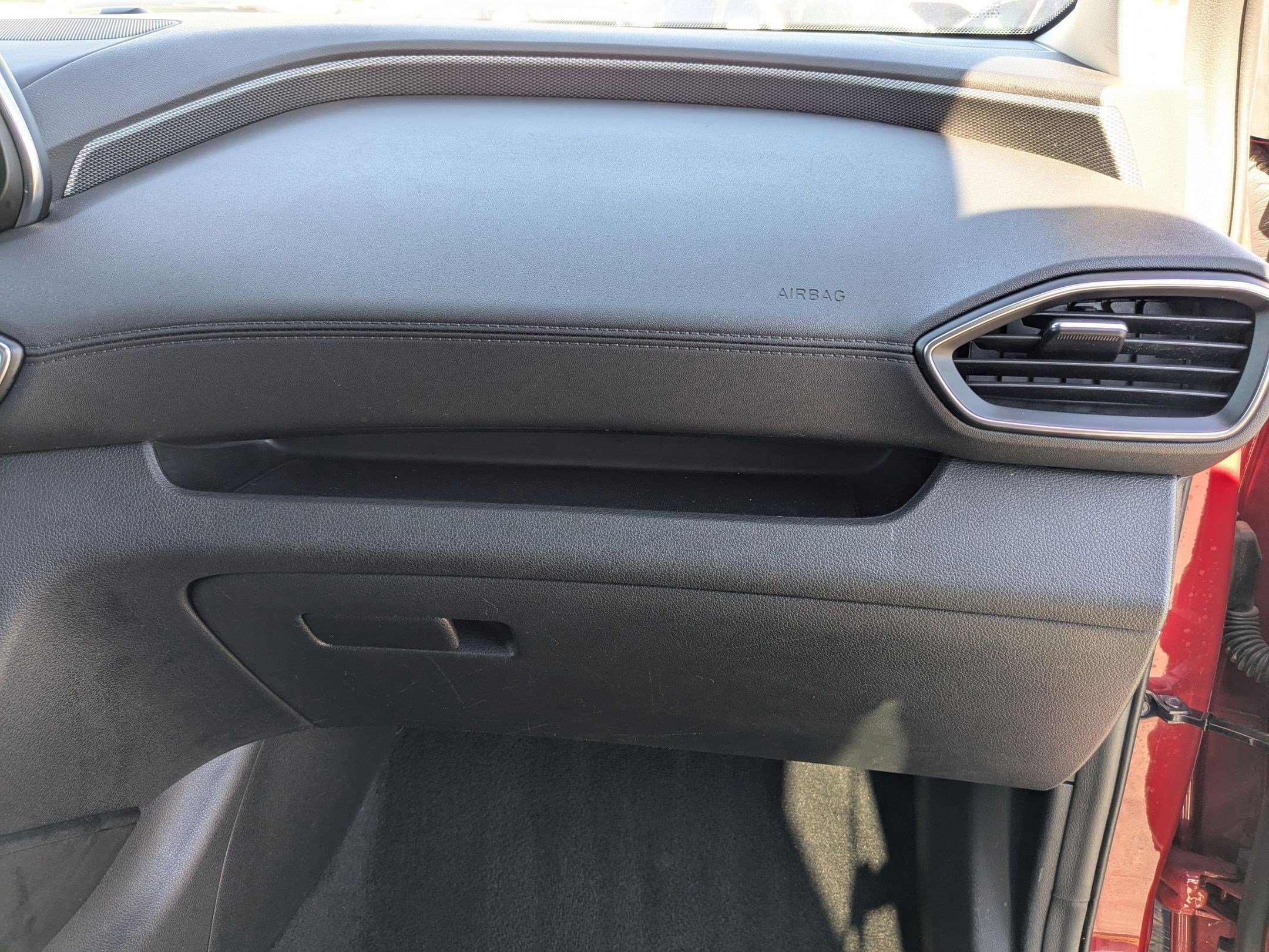 Used 2019 Hyundai Santa Fe SE image 28