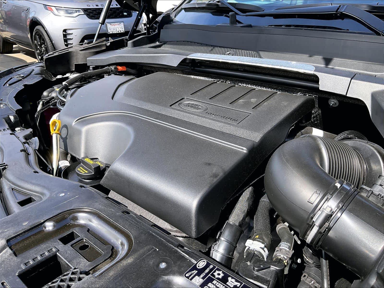 New 2026 Land Rover Discovery Sport Landmark AWD/4WD image 32
