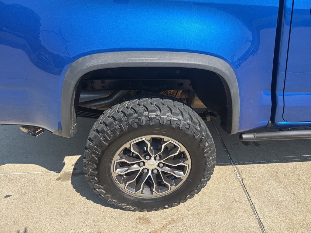 Used 2018 Chevrolet Colorado ZR2 image 9