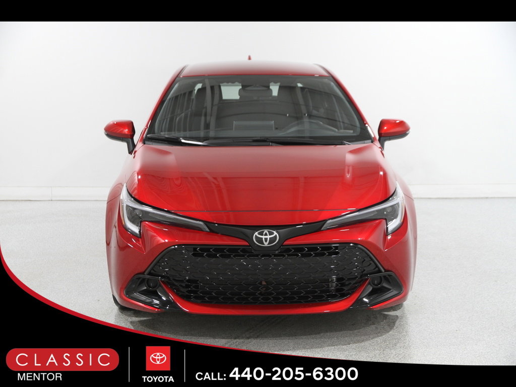 Used 2025 Toyota Corolla SE image 2