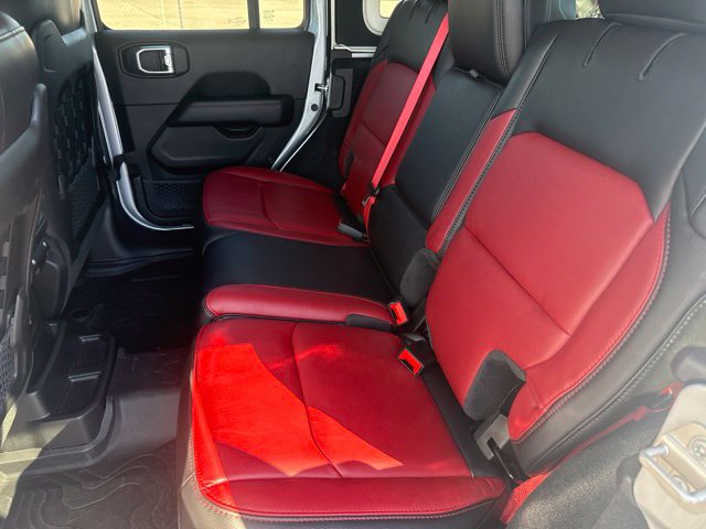 Used 2023 Jeep Wrangler Unlimited Rubicon 392 AWD/4WD image 23