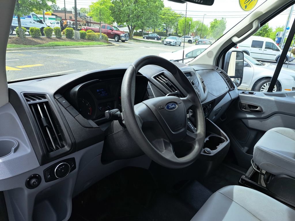 Used 2017 Ford Transit 250 148 High Roof image 7