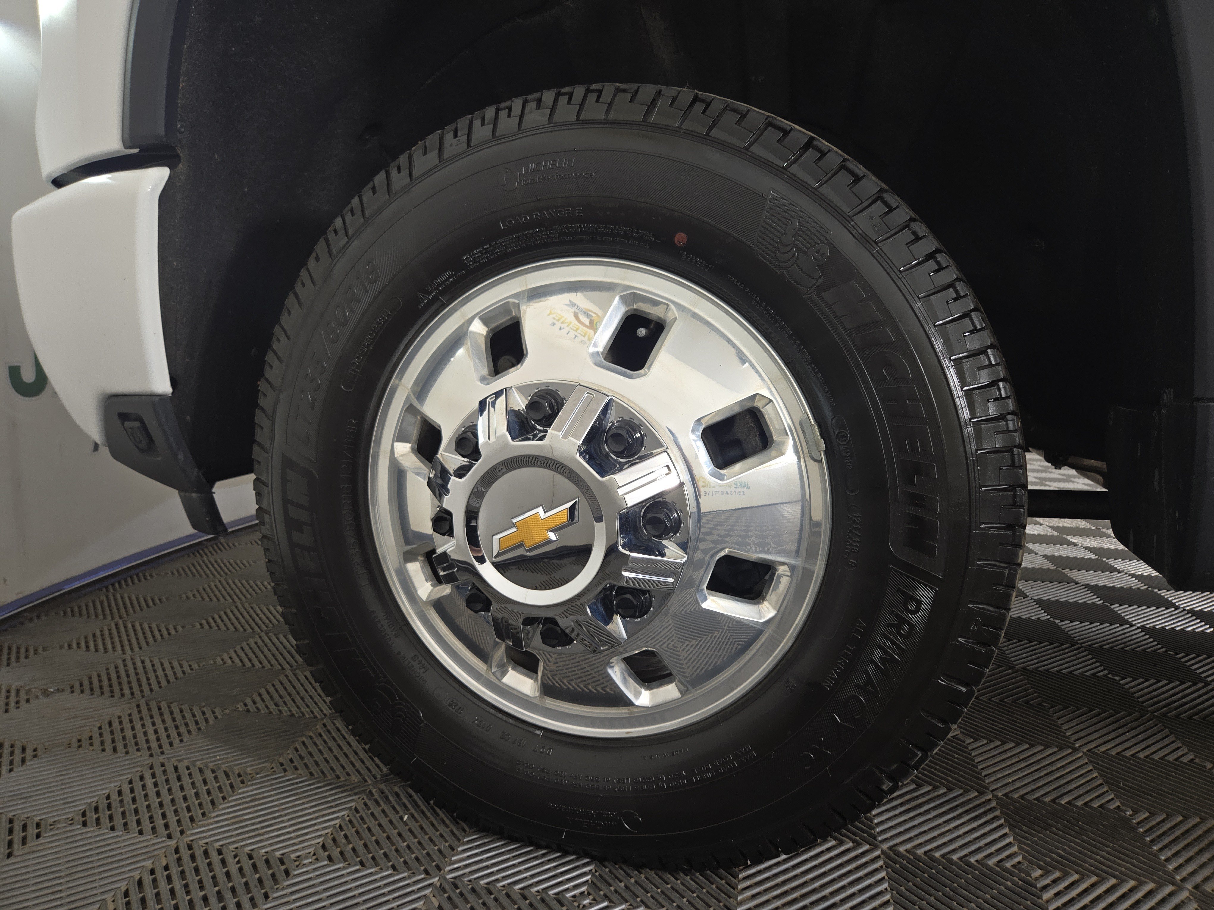 Certified 2025 Chevrolet Silverado 3500 High Country w/ Technology Package AWD/4WD image 36