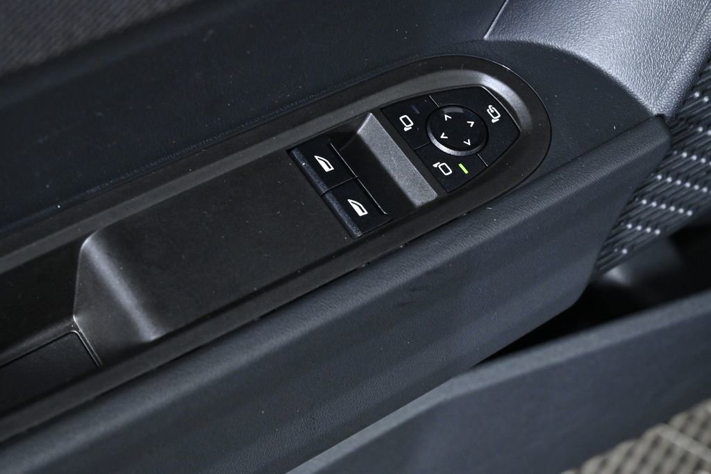 Certified 2025 MINI Cooper S image 23