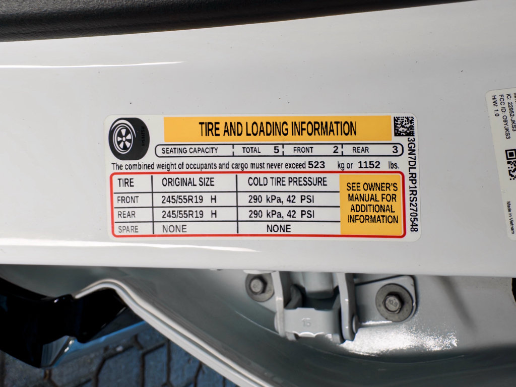 Used 2024 Chevrolet Equinox EV LT FWD image 29