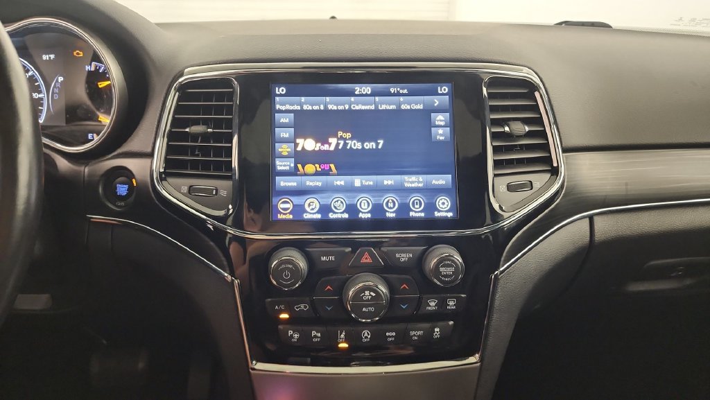 Used 2021 Jeep Grand Cherokee Limited AWD/4WD image 13