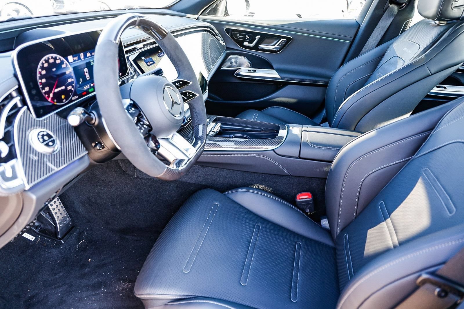 New 2026 Mercedes-Benz E 53 AMG e 4MATIC Sedan image 20