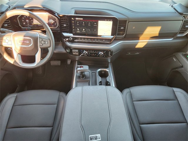 New 2026 GMC Sierra 1500 SLT image 2