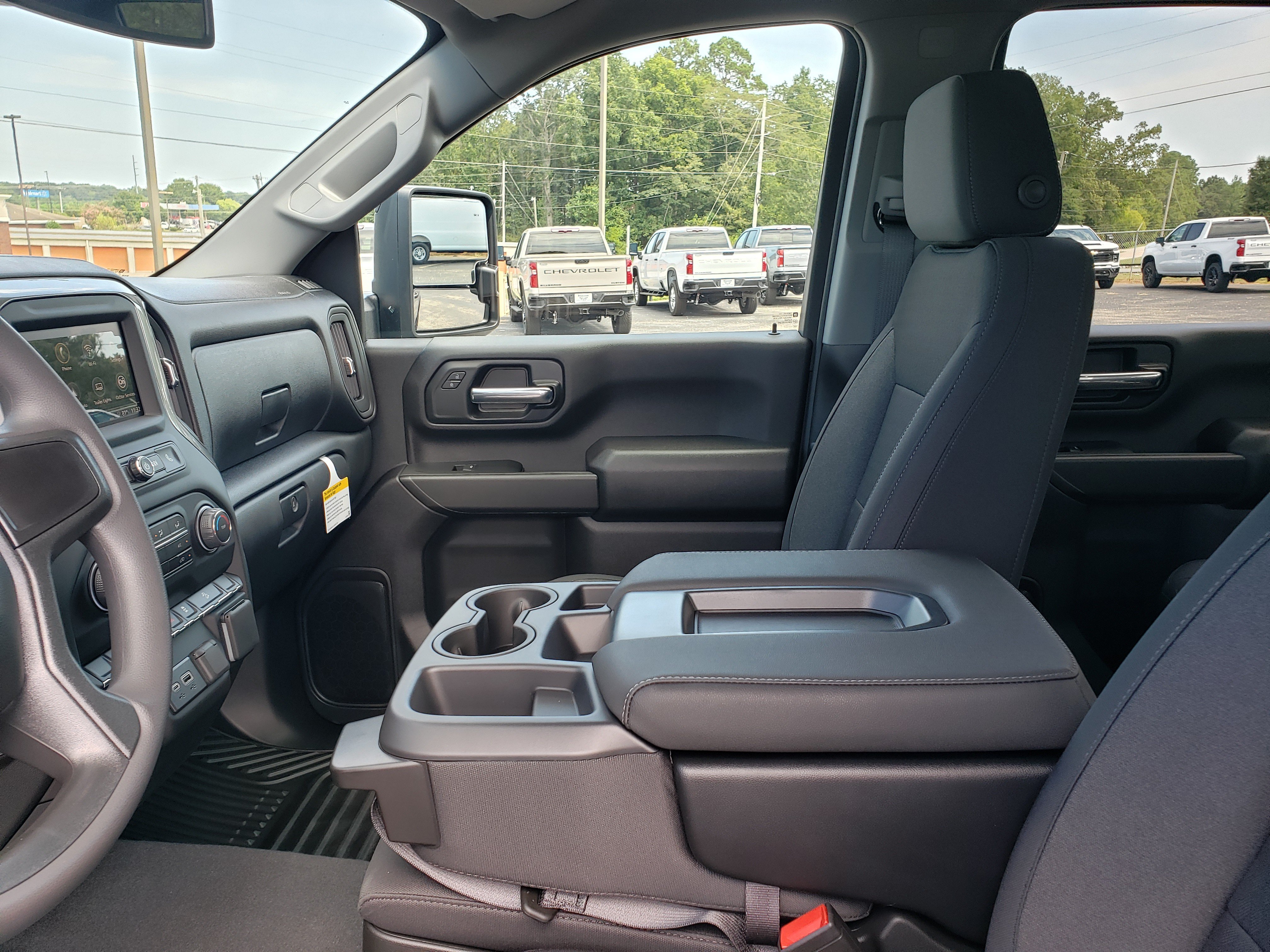 New 2026 Chevrolet Silverado 2500 Custom w/ Custom Value Package AWD/4WD image 24