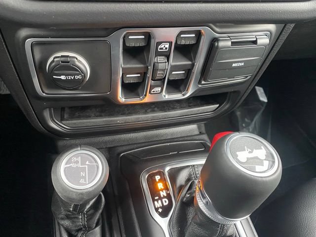 New 2026 Jeep Wrangler Unlimited Sahara AWD/4WD image 23