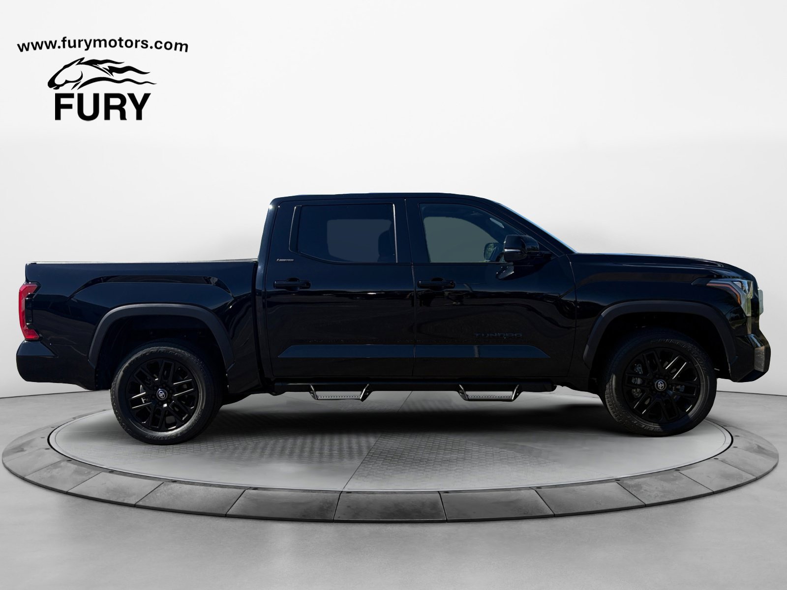 Used 2025 Toyota Tundra Limited AWD/4WD image 6