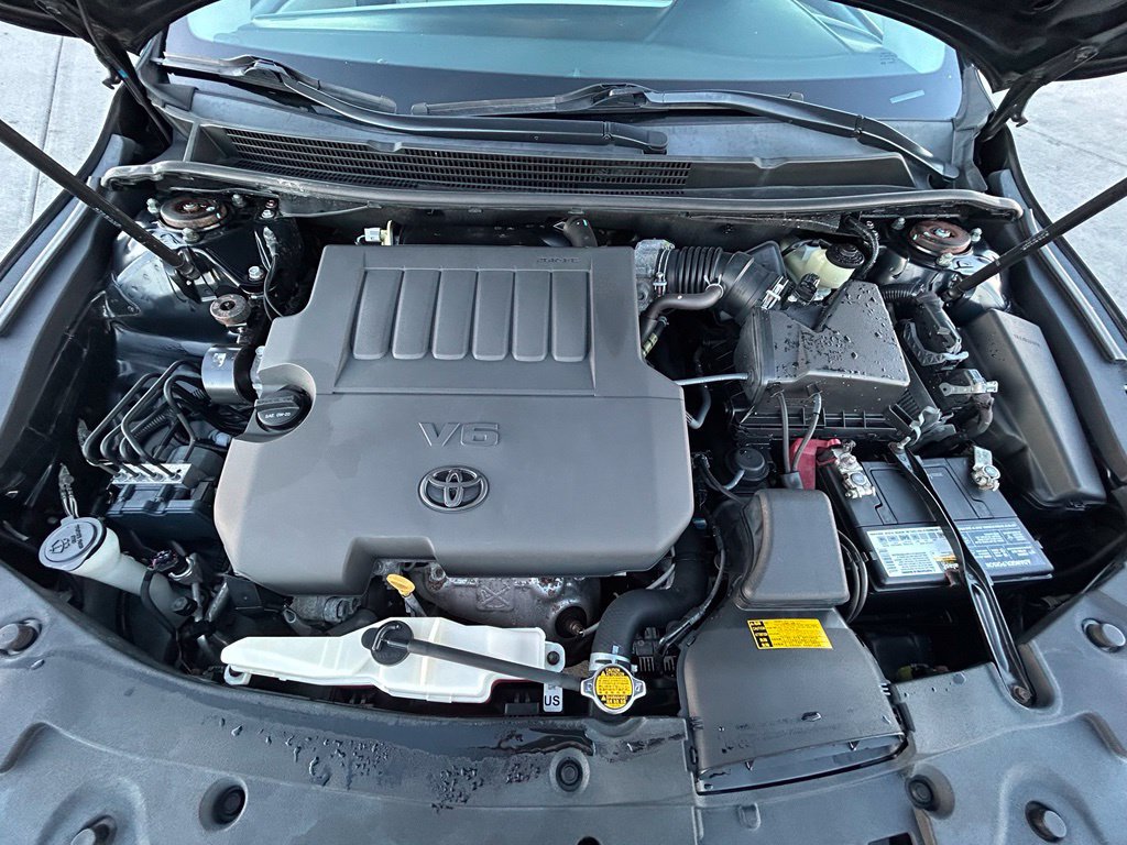 Used 2014 Toyota Avalon XLE FWD image 32